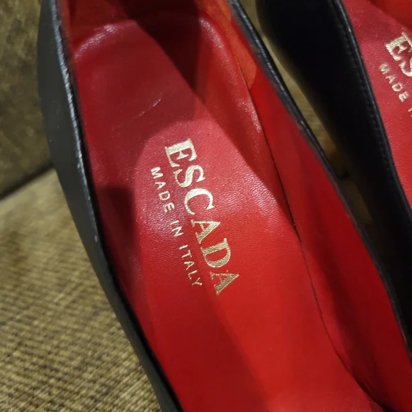 Escada Black and Red Square Toed Heels size 6B - Picture 2 of 9